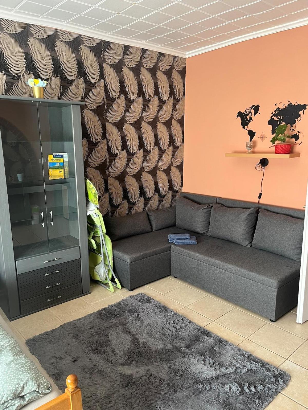 Apartamento Tejfeles Vendeghaz Porva Exterior foto