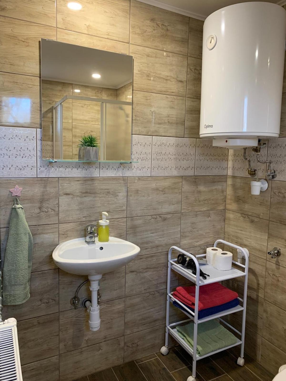 Apartamento Tejfeles Vendeghaz Porva Exterior foto